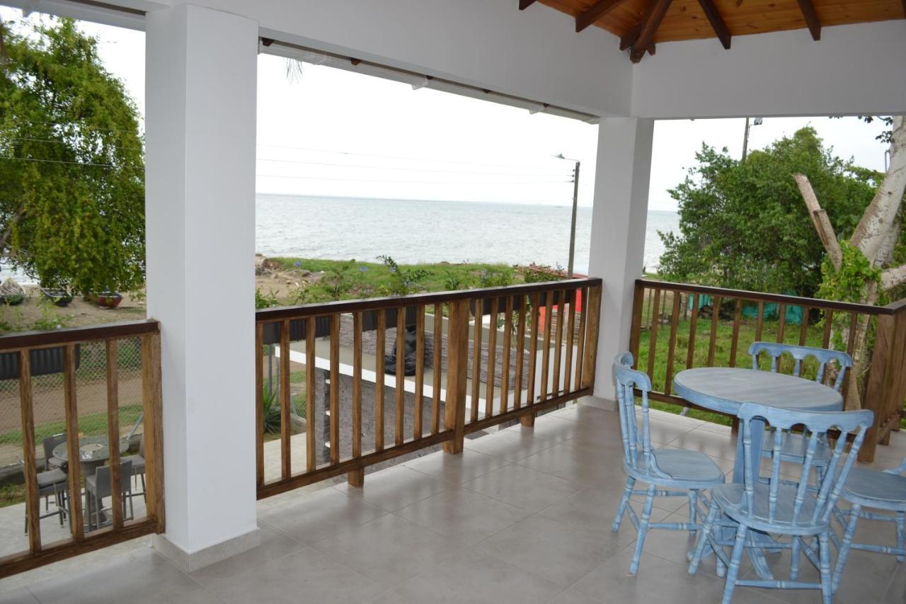 Condominio Atlantis Coveñas エクステリア 写真