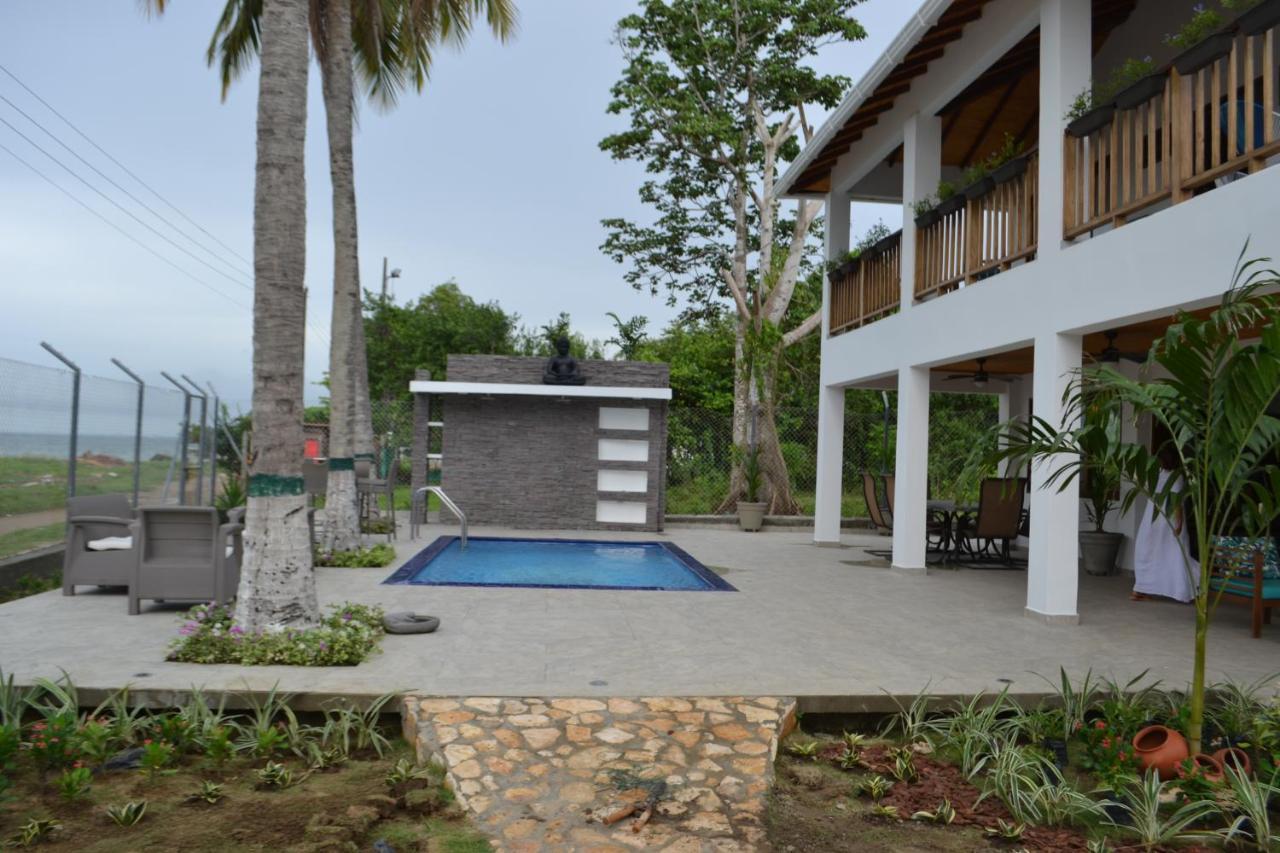 Condominio Atlantis Coveñas エクステリア 写真