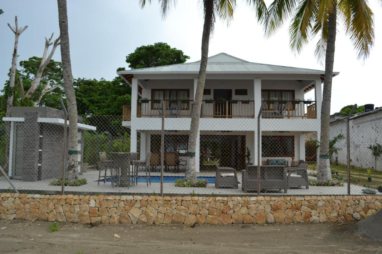 Condominio Atlantis Coveñas エクステリア 写真