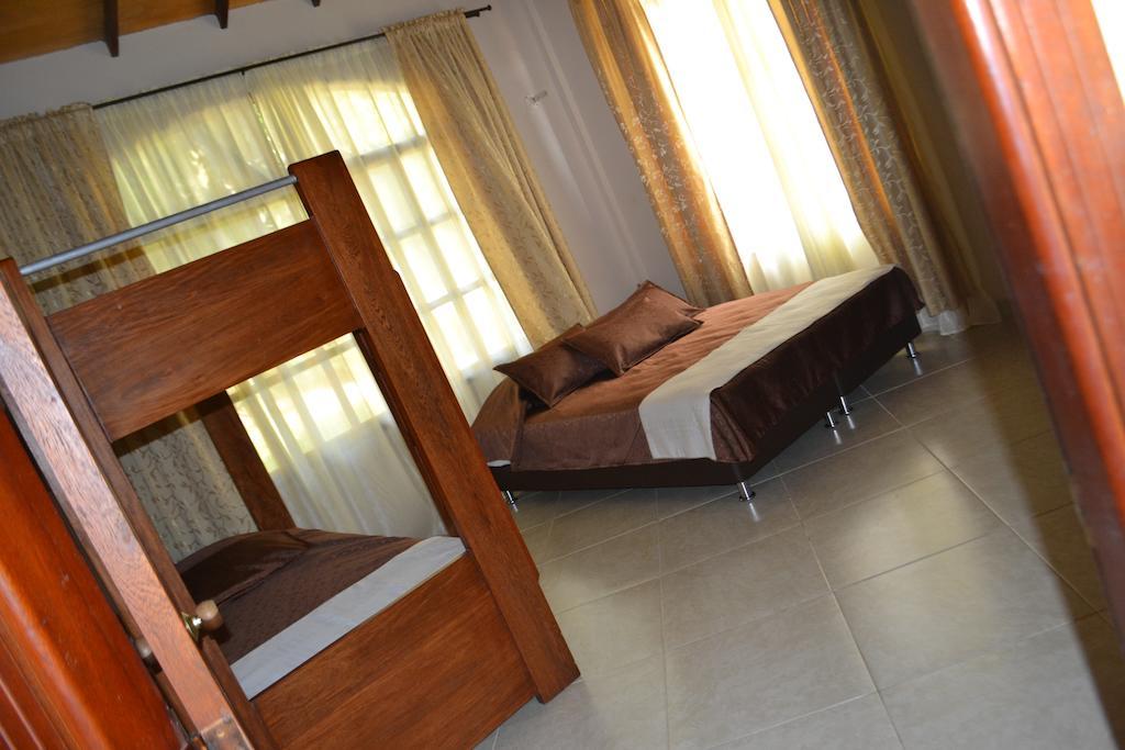 Condominio Atlantis Coveñas エクステリア 写真