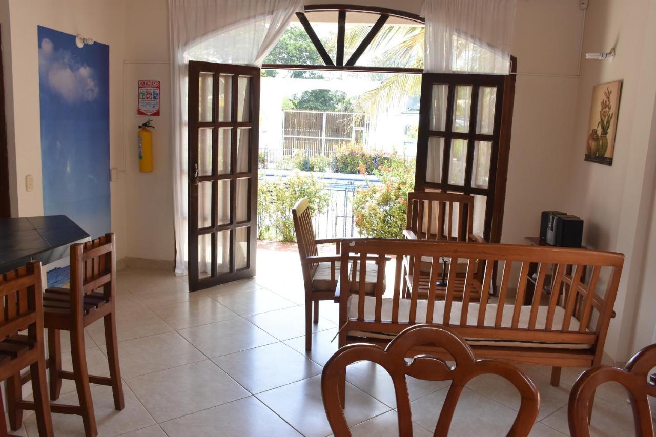 Condominio Atlantis Coveñas エクステリア 写真