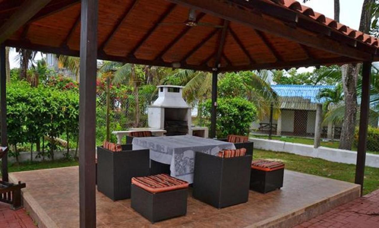 Condominio Atlantis Coveñas エクステリア 写真